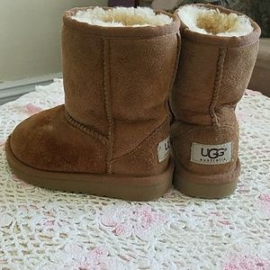 USED Toddler UGGS